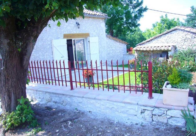 Maison Des Pruniers Massels Bagian luar foto